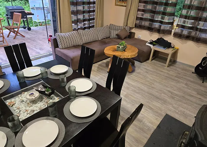 Βίλα ах, морето !!!